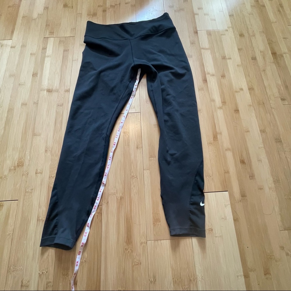 Nike 7/8 legging size large